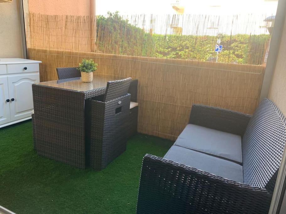 Saint-Raphaël Chaleureux Appartement Face Au Port Sta Lucia, Tout A Pieds, Wifi מראה חיצוני תמונה