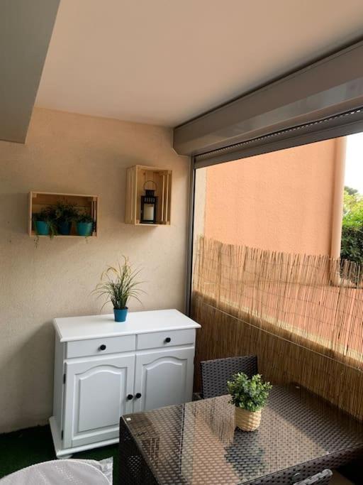 Saint-Raphaël Chaleureux Appartement Face Au Port Sta Lucia, Tout A Pieds, Wifi מראה חיצוני תמונה