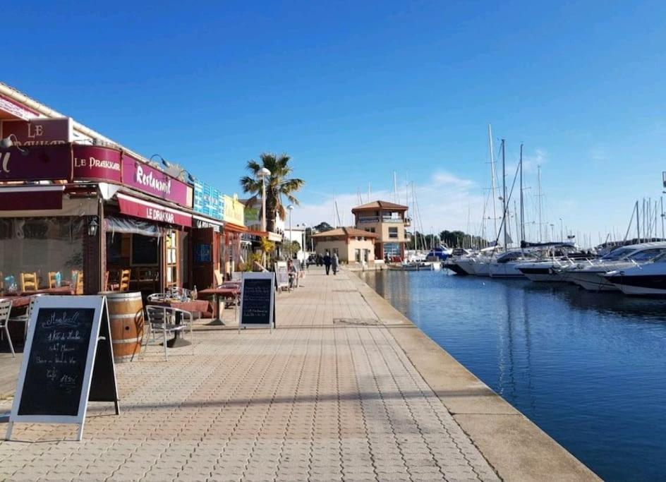 Saint-Raphaël Chaleureux Appartement Face Au Port Sta Lucia, Tout A Pieds, Wifi מראה חיצוני תמונה