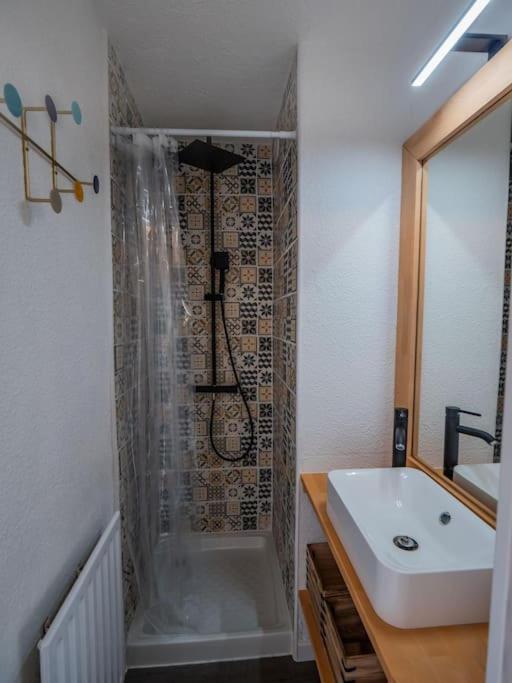 Saint-Raphaël Chaleureux Appartement Face Au Port Sta Lucia, Tout A Pieds, Wifi מראה חיצוני תמונה